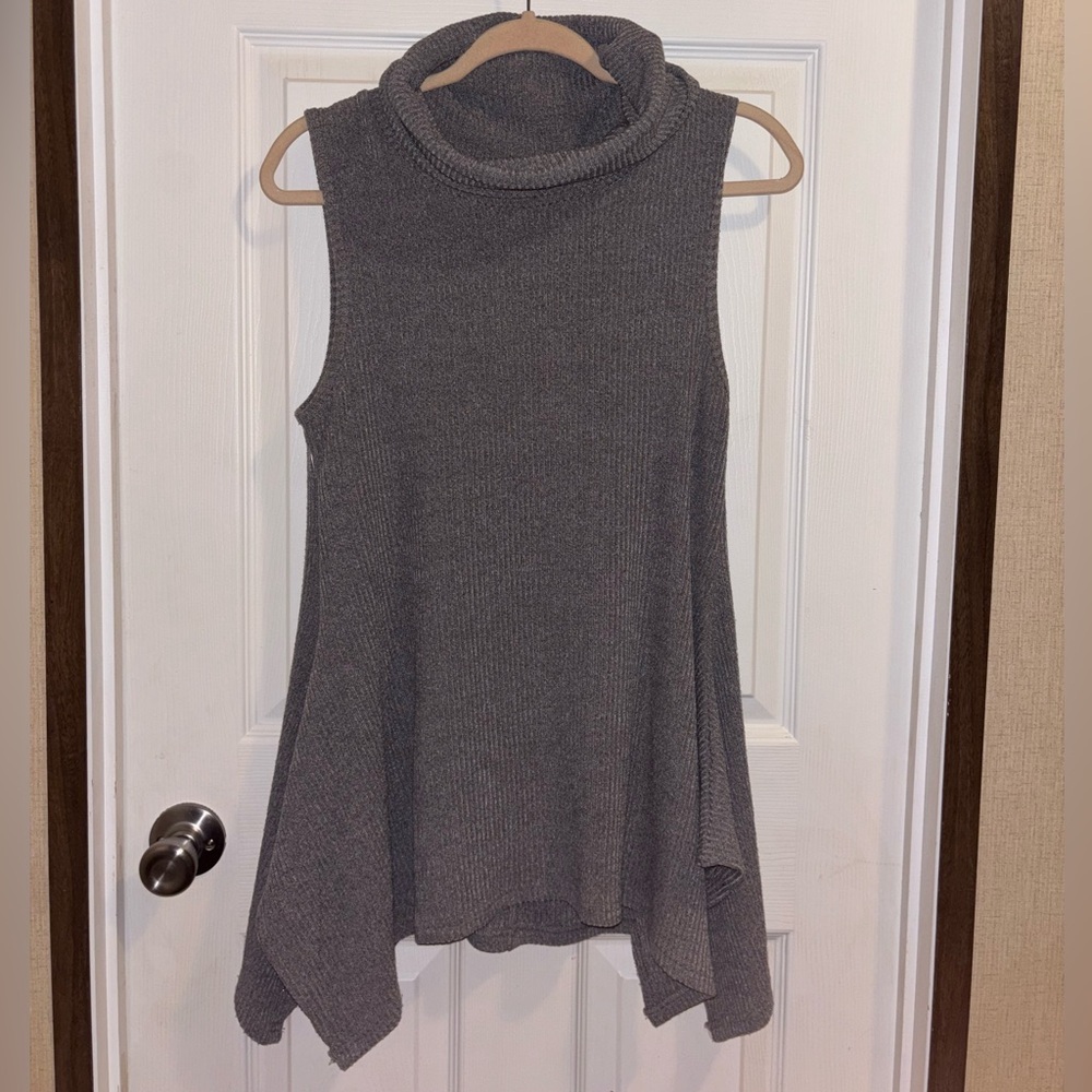 Gray Sleeveless Turtleneck Sweater